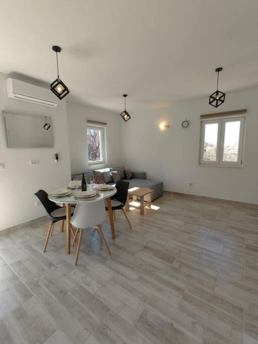 Apartment Marija, New 1Bd Apt With Free Parking Split Exteriér fotografie